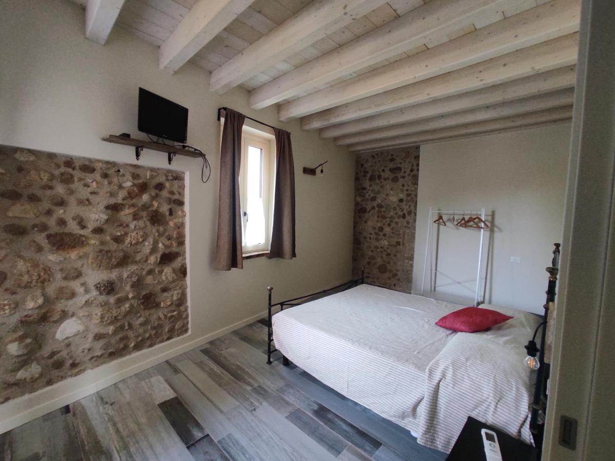 La Casa Di Paolina - Affitti Brevi Apartman Desenzano del Garda Kültér fotó