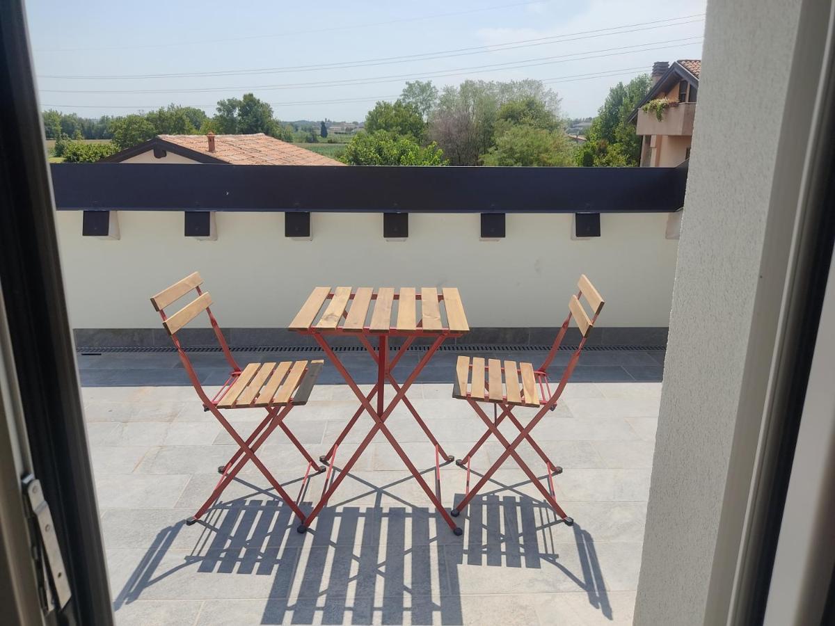 La Casa Di Paolina - Affitti Brevi Apartman Desenzano del Garda Kültér fotó