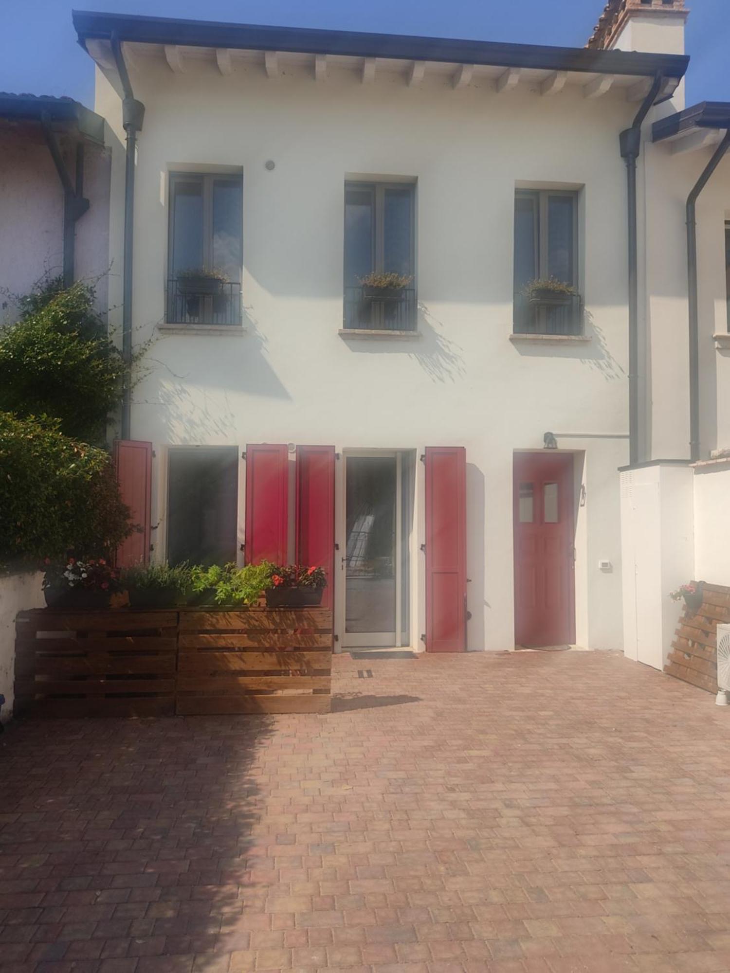 La Casa Di Paolina - Affitti Brevi Apartman Desenzano del Garda Kültér fotó